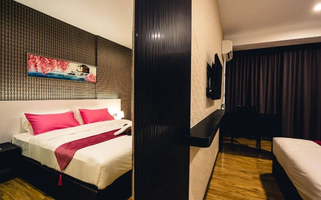 Golden Roof Hotel Taiping
