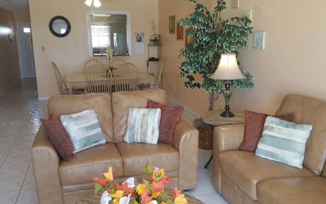 Seabreeze Condominiums