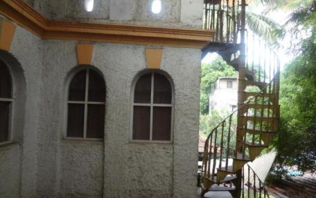Hotel Rajmandir