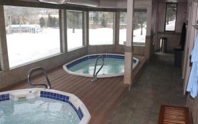 RedAwning Sawmill Creek 114