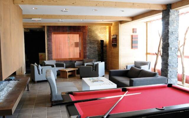 Modern apartment in the child-friendly ski village Arc 1600