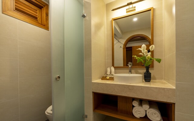 Aroma Beach Resort & Spa
