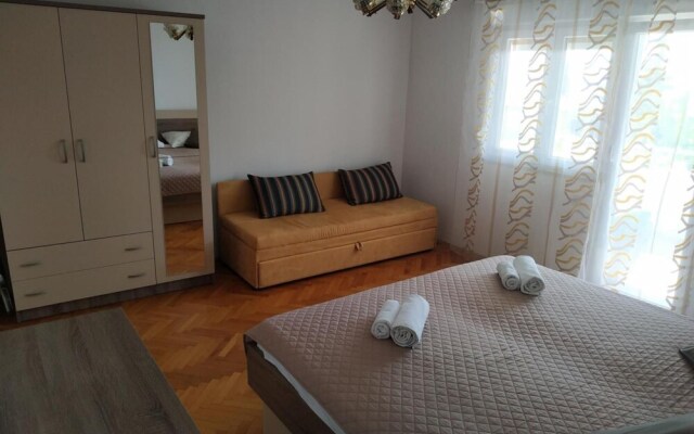 Apartment Buto 2 2 pax