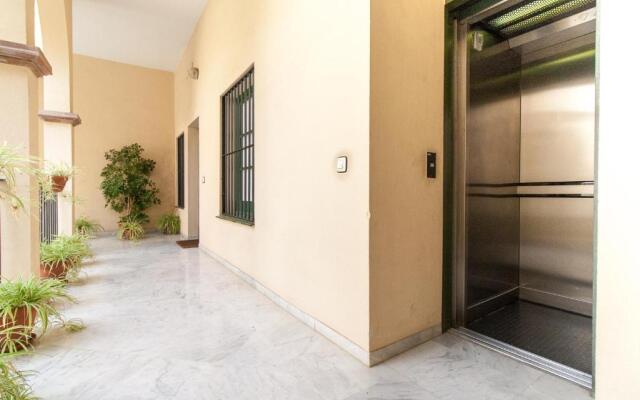 CN PARKING INCLUIDO Apartamento 2D en zona monumental