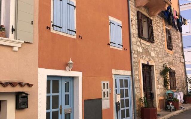 Romantic studio old town