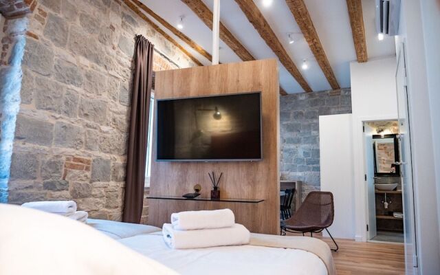 Emarconi history&luxury in Split center