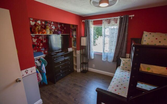 Radiator Springs 2 Bedroom Condo