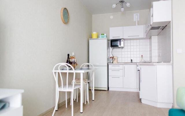 Династия на улице Мужества 10Б