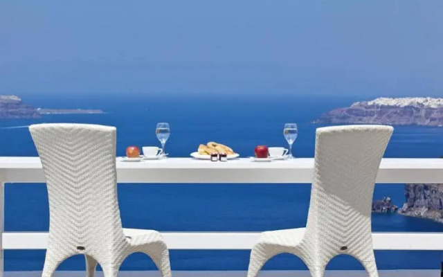 Hotel Thireas