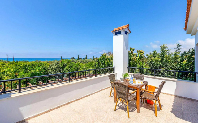 Villa Solon in Polis