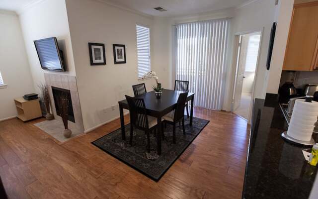 Kierland Villa 3 Bedroom by Casago