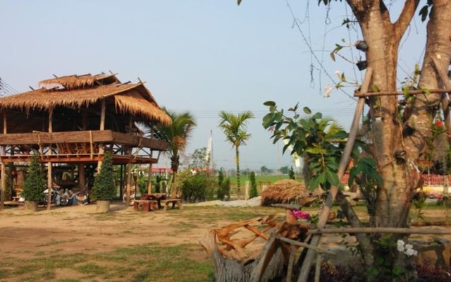 Heun Baan Rong Khun Resort