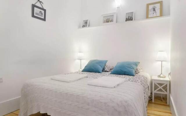 Oporto Invite Flores