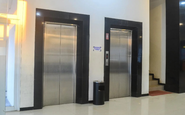 Hotel Grand Pacific by OYO Rooms