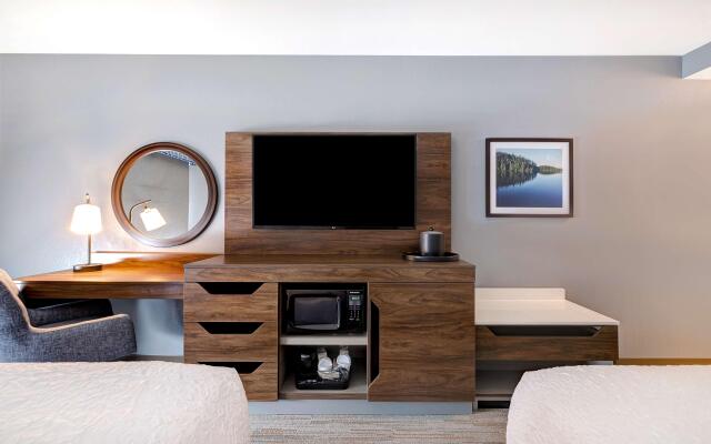 Hampton Inn Crown Point