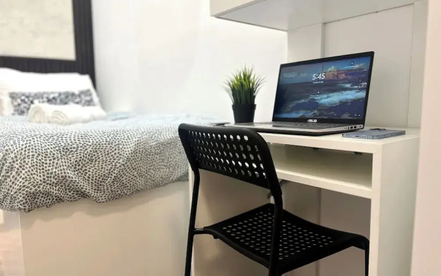 Rest Partition Room in Tecom Near Metro