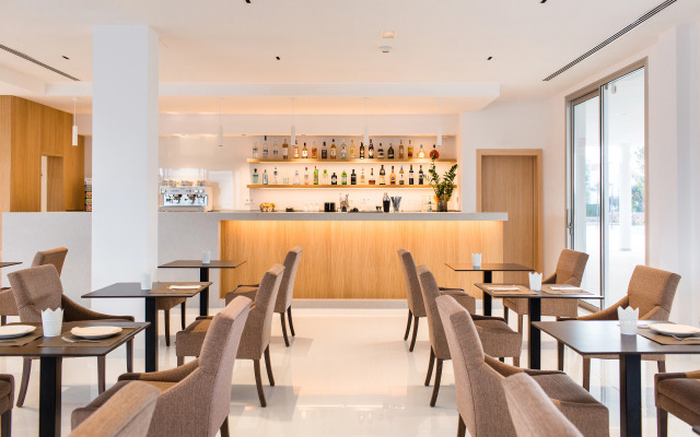 Petit Sagitario ( Only Adults )