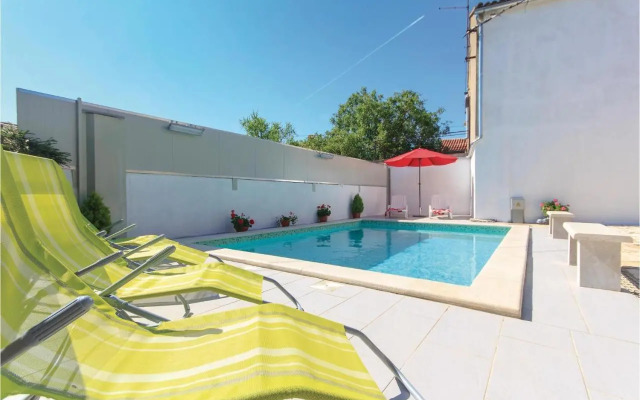 Holiday home Stifanici III