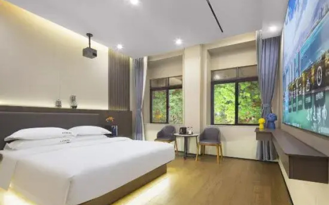 Peace Hotel