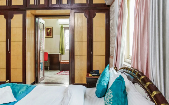 Indrakshi Service Apartment by OYO Rooms