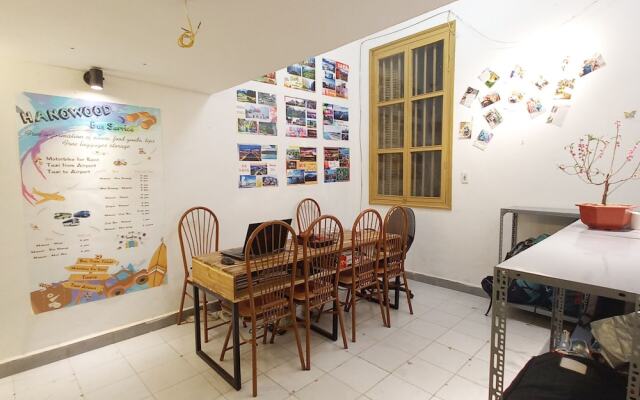 Hanowood Homestay & Travel