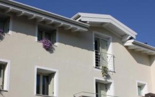 Il Cortile Friendly House