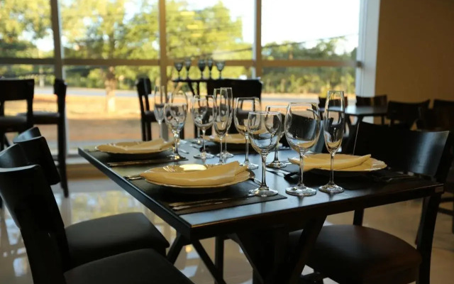 Hotel Amsterdam Montes Claros