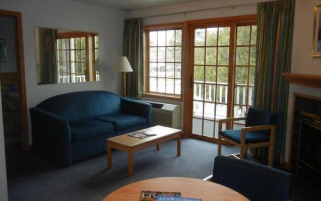 AppleCreek Resort - Hotel & Suites