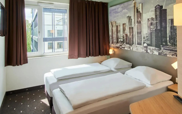 B&B Hotel Frankfurt-West