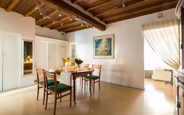 Via Laurina 40 Apartment