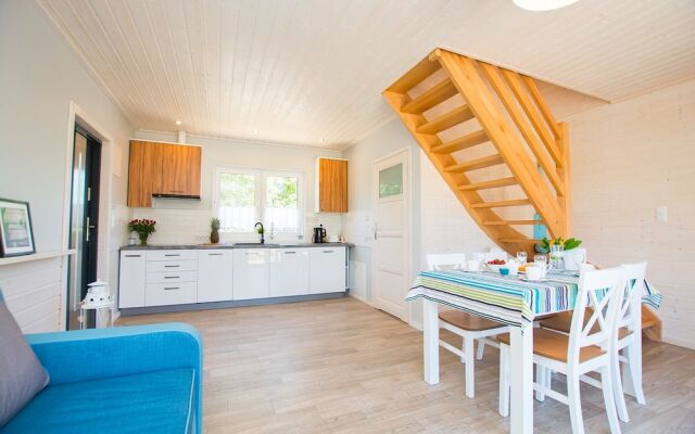 Klif - Caloroczne domki nad morzem