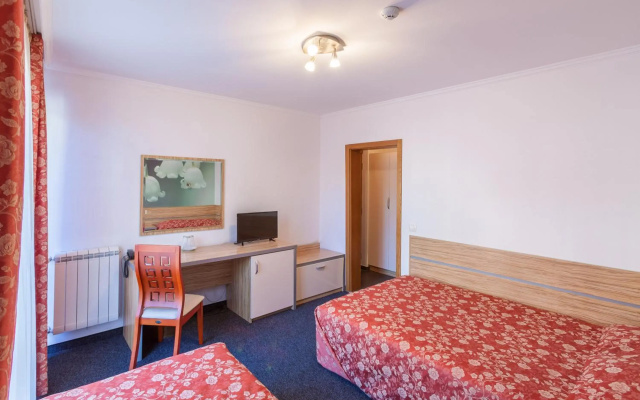 California Hotel