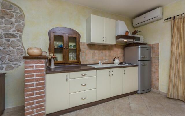 Apartment Velenik D&I