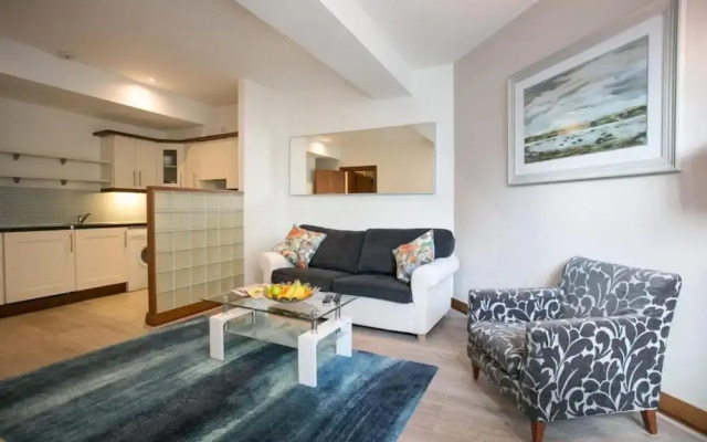 Parnell Boulevard Apartments