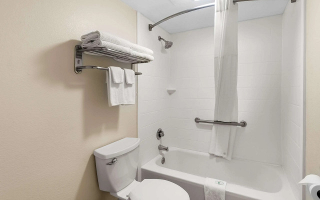 Quality Inn Tullahoma