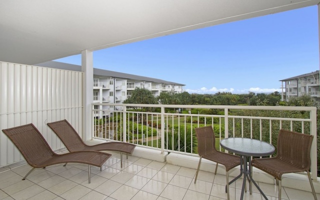 Resort On The Beach With Views - 5214/15 – Balcony – Kingscliff