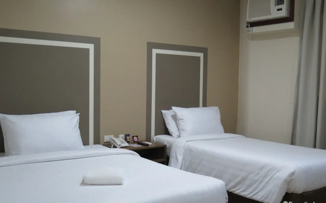 S Hotel and Residences