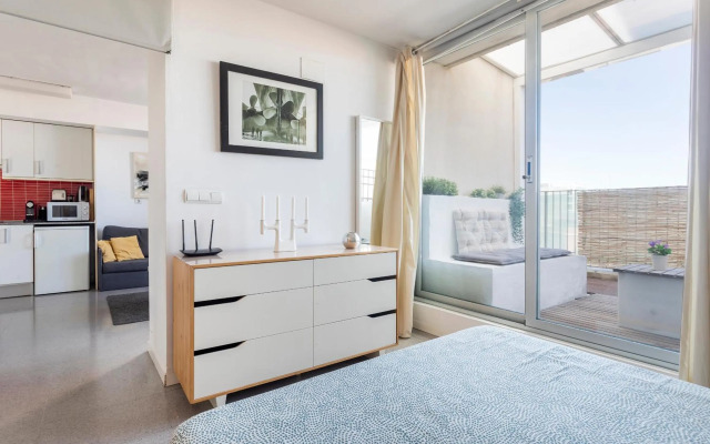 Bonito Atico Con Terraza