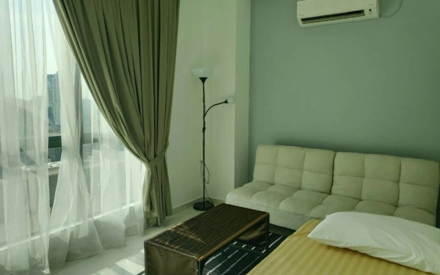 Cosy Studio 14