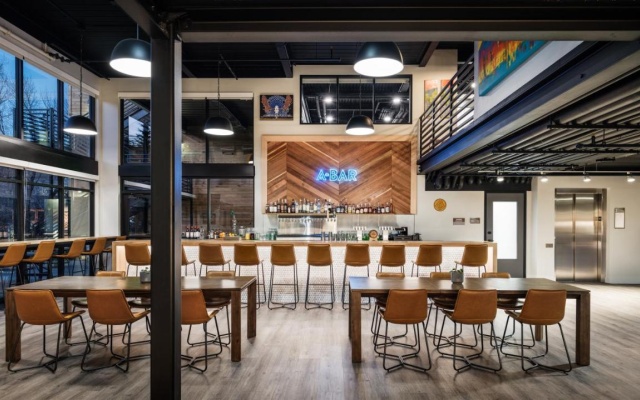 The Block Hotel & Commons