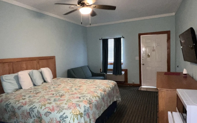 Pelican Bay Resort