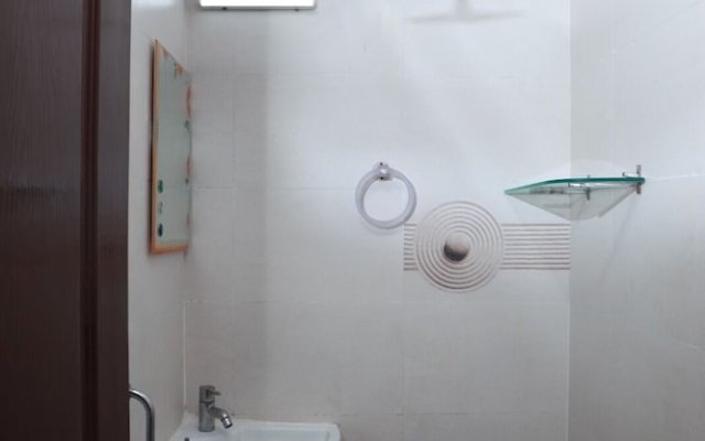 Urban Stay Chairmen Hotel