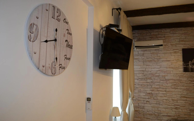 Sara-mala Apartments