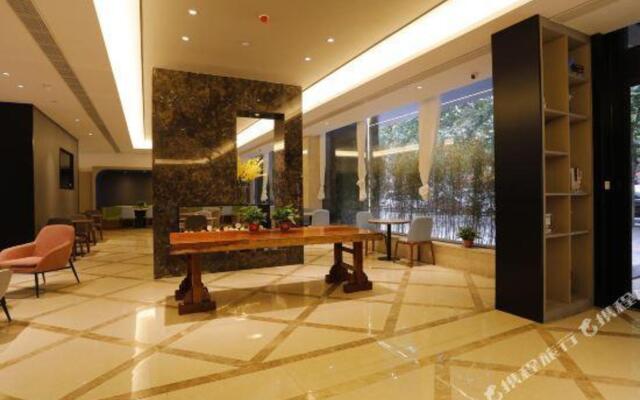 Zhanghe Hotel (Xi 'an Jingwei Industrial Park Store)