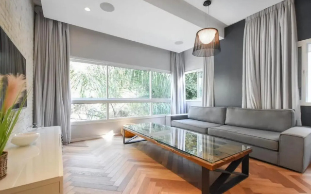 Architect Luxurious 2BR in Ruppin street by HolyGuest