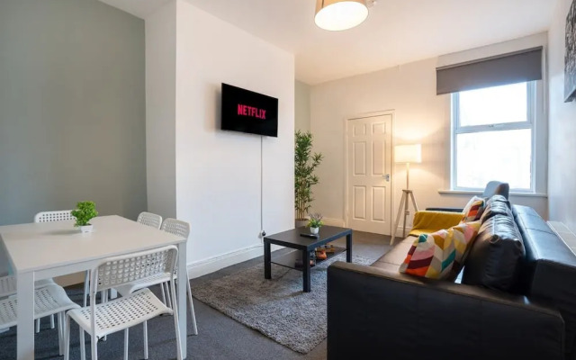 4bedrooms-3bath-9beds-wallsend