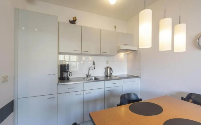 Spacious Beach Apartment