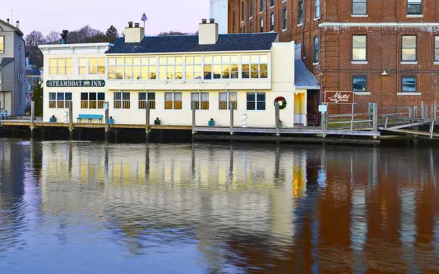 Steamboat Inn