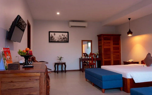 Samnak Lounge