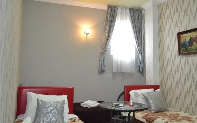 Elite House Hotel